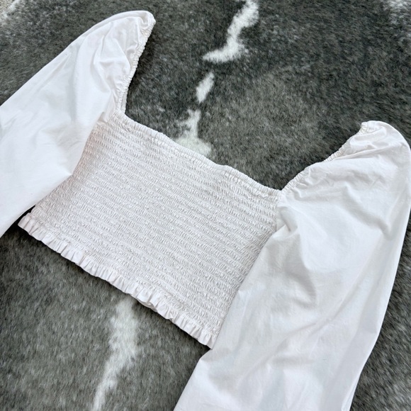 Aritzia Wilfred Inaya Smocked Blouse - Picture 5 of 9